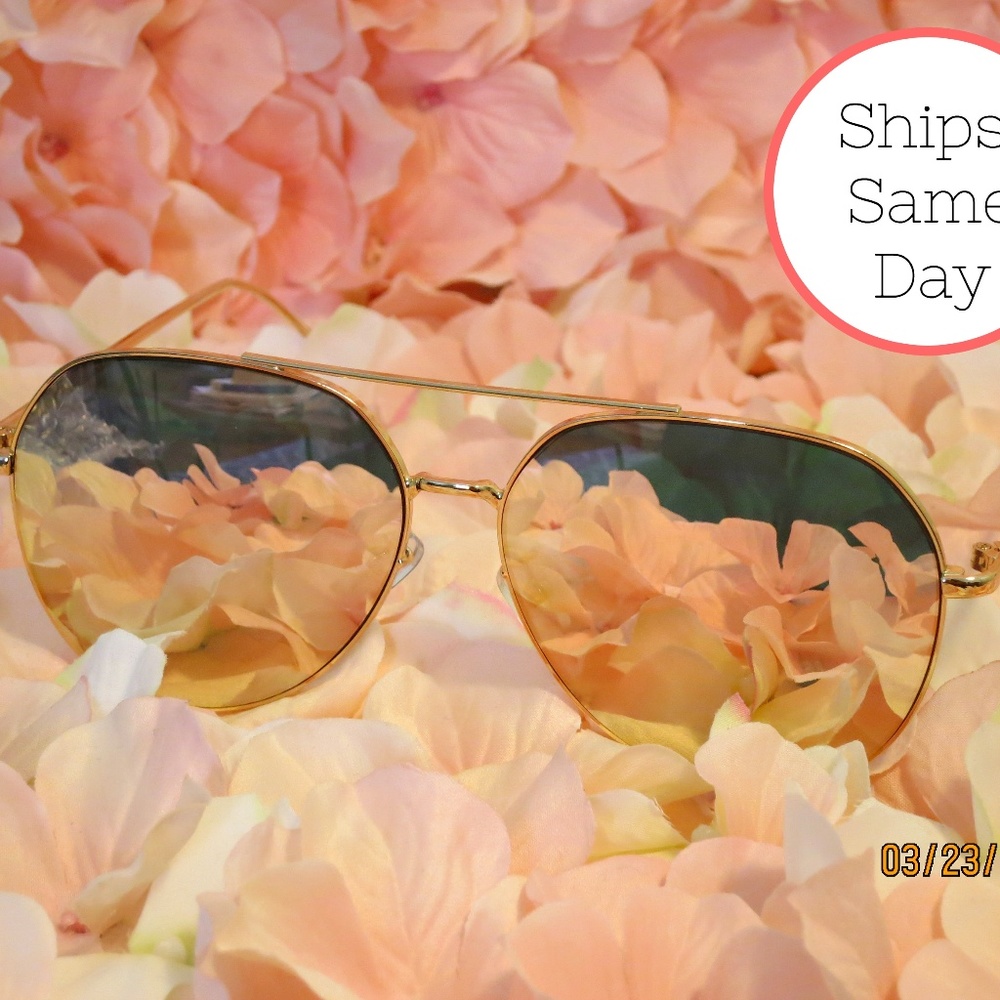 Rose Gold Mirrored Lens Aviator Sunglasses